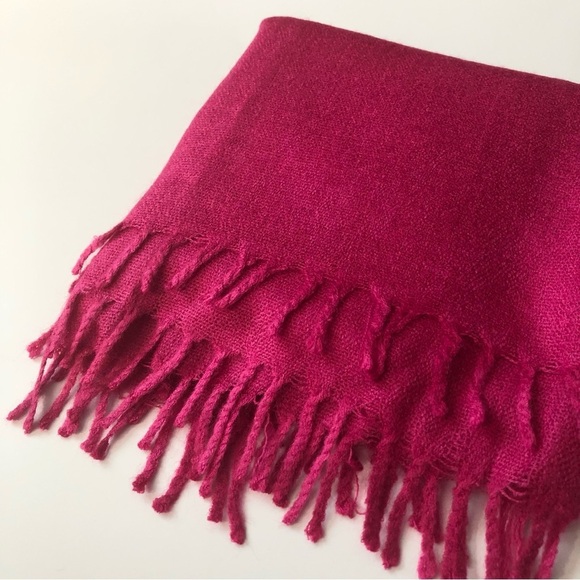 Fuchsia Scarf - Picture 4 of 4